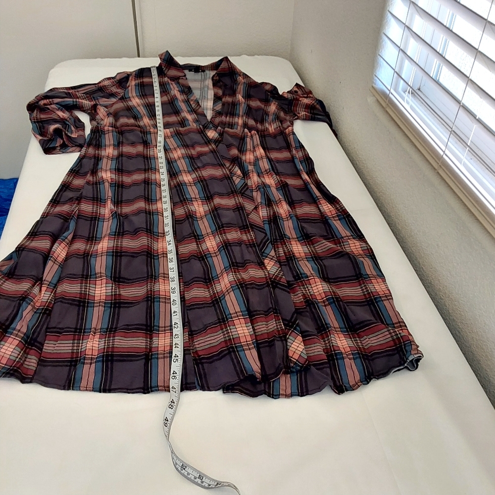 Torrid Challis Maxi Shirt Style Kimono - Picture 10 of 11